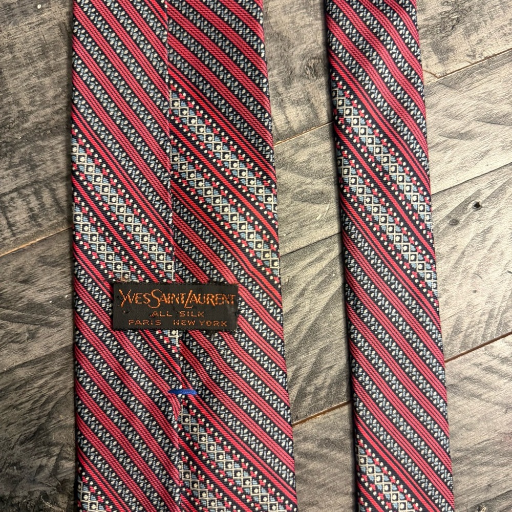 Vintage Ysl Yves Saint Laurent‎ 100% Silk Men’s Tie Red/Black/White/Blue